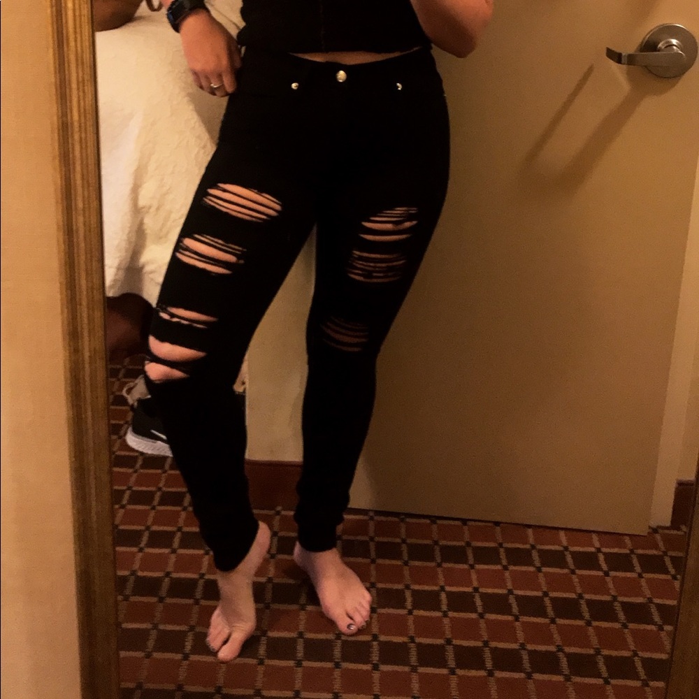 Good American “Good Legs” Ripped Jeans